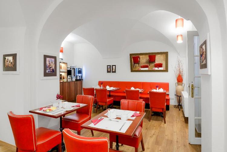 Garzotto Hotels & Resorts s.r.o. | Praga 1 | 1