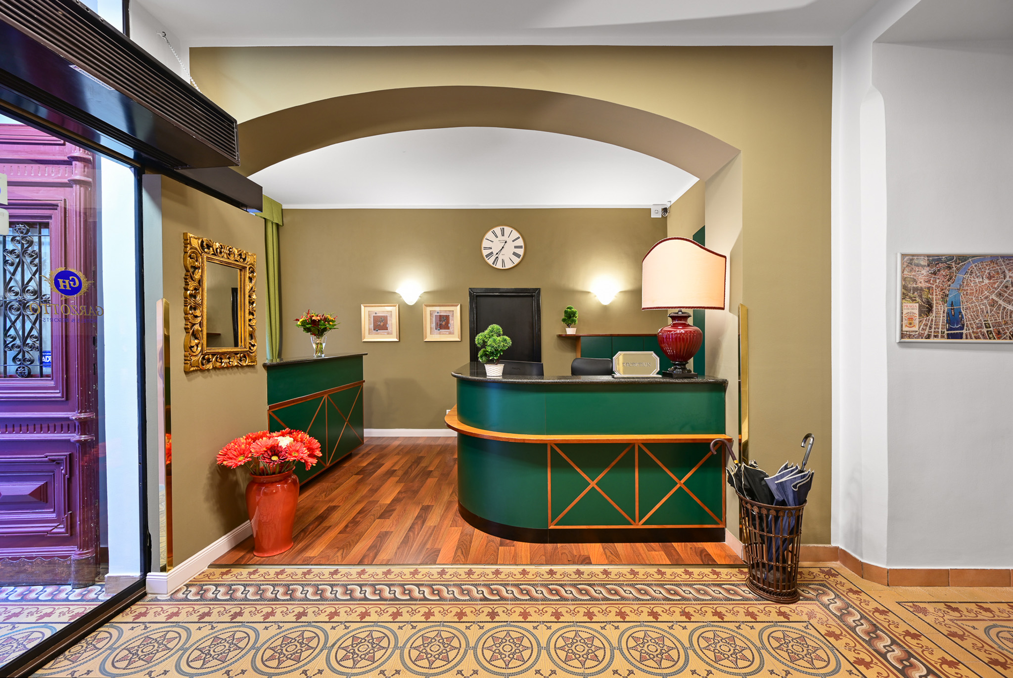 Amenities & Services